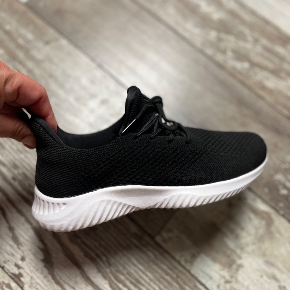 Black Slip on Sneakers (37.5) - Picture 6 of 8